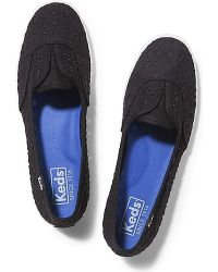 keds chillax eyelet