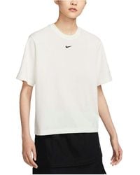 Nike - (Wmns) Sportswear Essential Oversized T-Shirt Asia Sizing 'Ivory' - Lyst