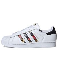 adidas (Wmns) Superstar Fringe Metallic' in Grey | Lyst UK