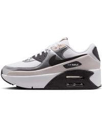 Nike - (Wmns) Air Max 90 Lv8 Metallic' - Lyst