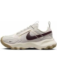 Nike - (Wmns) Tc 7900 'Light Bone Burgundy Crush' - Lyst