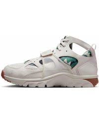 Nike - X Corteiz Air Trainer Huarache 'Light Bone' - Lyst