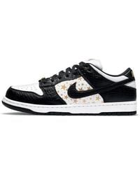Nike - X Supreme Sb Dunk Low Og Qs - Lyst