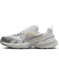 Nike - (Wmns) V2K Run 'Metallic' - Lyst