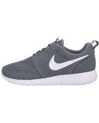 Nike Roshe Run Sneakers for Men - Up to 24% off | Lyst