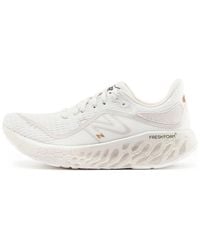 New Balance - (Wmns) 1080V12 2E X Fresh Foam - Lyst