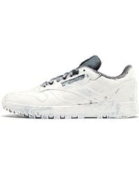 Reebok - Maison Margiela X Classic Leather Tabi 'Whiteout' - Lyst