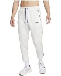 Nike - Challenger Track Club Dri-Fit Running Trousers - Lyst