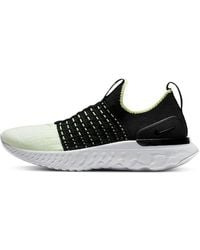 Nike - (Wmns) React Phantom Run Flyknit 2 Volt' - Lyst