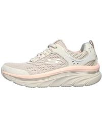 Skechers - (Wmns) Relaxed Fit D'Lux Walker Low Top - Lyst