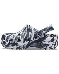 Crocs™ - (Wmns) Classic Platform Marbled Clog - Lyst