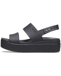 Crocs™ - (Wmns) Brooklyn Thick Sole Casual Sandals - Lyst