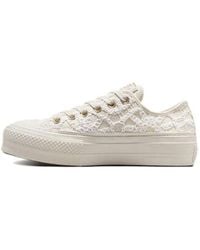 Converse - (Wmns) Chuck Taylor All Star Lift Platform Low 'Daisy Cord' - Lyst