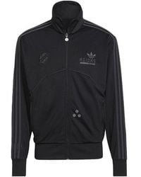 adidas - Originals X Star War Crossover Boba Fett Fb Tt Starwars Logo Solid Color Stripe Sports Jacket - Lyst
