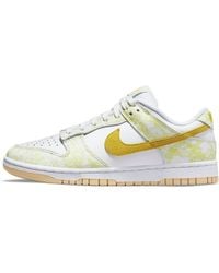 Nike - (Wmns) Dunk Low Og Strike' - Lyst