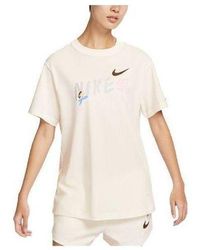 Nike - (Wmns) As W Nsw Essnt T-Shirt Asia Sizing - Lyst