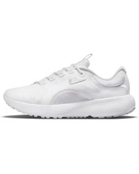 Nike - (Wmns) React Escape Run 'Triple' - Lyst