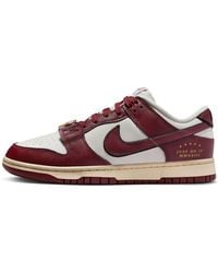 Nike - Wmns Dunk Low Se Sneakers Sail / Team Red - Lyst