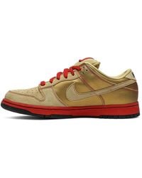 Nike - Sb Dunk Low Pro 'Money Cat' - Lyst