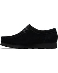 Clarks - (Wmns) Wallabee Gore-Tex Suede' - Lyst