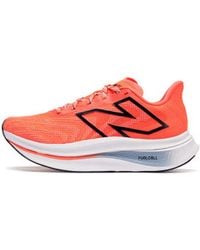 New Balance - (Wmns) Fuelcell Supercomp Trainer V2 'Neon Dragonfly' - Lyst