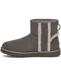 UGG - (Wmns) Classic Mini Shearling Logo 'Charcoal' - Lyst