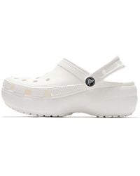 Crocs™ - (Wmns) Classic Clog Clouds Retro Beach Shoe - Lyst