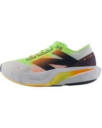 New Balance - (Wmns) Fuelcell Rebel V4 - Lyst