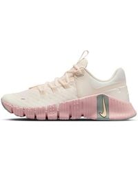 Nike - (Wmns) Free Metcon 5 Workout Shoes 'Pale Ivory Ice Peach' - Lyst