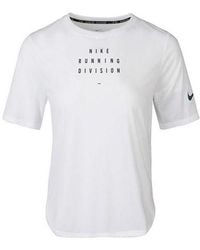 Nike - (Wmns) Ss20 Athleisure Casual Sports Short Sleeve - Lyst