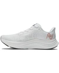 New Balance - (Wmns) Nb Fuelcell Propel V4 - Lyst