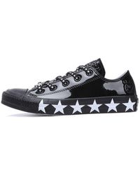 Converse - (Wmns) Miley Cyrus X Chuck Taylor All Star Low Patent 'Stars' - Lyst