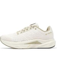 New Balance - (Wmns) Fuelcell Propel V5 'Linen Metallic Stoneware' - Lyst