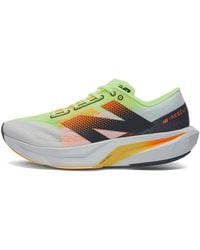 New Balance - (Wmns) Fuelcell Rebel V4 - Lyst