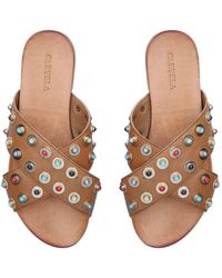 klever in tan carvela