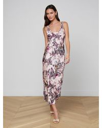 L'Agence - Robe Longue En Satin Akiya, Rose Pâle À Imprimé Jungle Papillons Coloré - Lyst