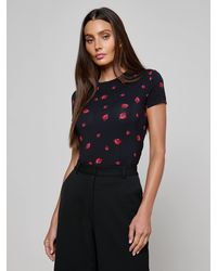 L'Agence - T-Shirt Ajusté Ressi, Noir Avec Roses Rouges Brodées - Lyst