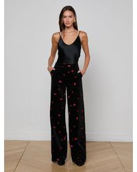 L'Agence - Pantalon En Velours Livvy, Noir Avec Roses Rouges Brodées - Lyst