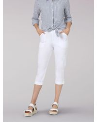lee women's relaxed fit skye knit waist cargo capri pant