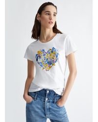 Liu Jo - Liu Jo T-shirt Con Cuore Floreale - Lyst