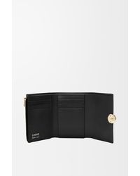 Loewe - Luxury Pebble Small Vertical Wallet In Shiny Nappa Calfskin - Lyst