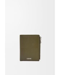 Loewe - Luxury Slim Compact Walllet In Textured Classic Calfskin - Lyst