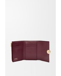 Loewe - Luxury Pebble Small Vertical Wallet In Shiny Nappa Calfskin - Lyst