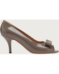 Ferragamo - Pump — Taupe - Lyst