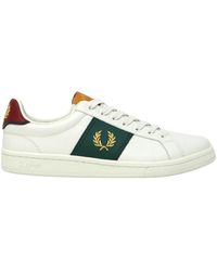 Fred Perry B1257 254 White Leather Trainers in Green for Men | Lyst