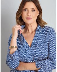Live Unlimited London - Petite Geo Print 3/4 Sleeve Collared V-Neck Jersey Top - Lyst