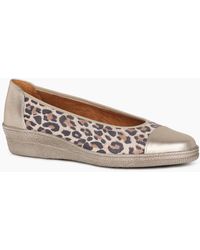 Gabor - Petunia Accent Low Heeled Pumps - Lyst