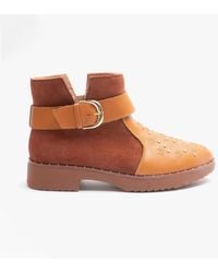 Fitflop - Athena Flower Stud Leather Ankle Boots Light Tan - Lyst