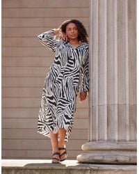 Live Unlimited London - Mono Zebra Print Long Sleeve Midi Dress - Lyst