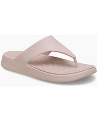 Crocs™ - Getaway Triangle Flip Sandals - Lyst